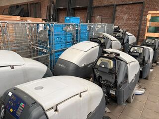 6x Achterloop schrobzuigmachine, vloerreiniger Nilfisk Professioneel,